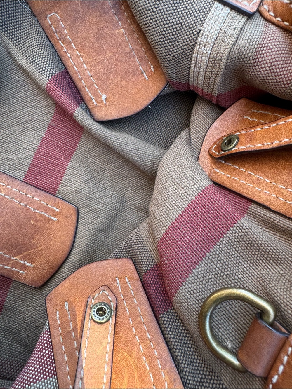 Burberry Crossbody bag w/Flaws - Picture 6 of 9